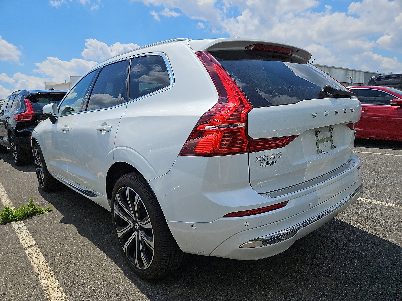 Used 2023 Volvo XC60 B5 Ultimate w/ Climate Package AWD/4WD image 6