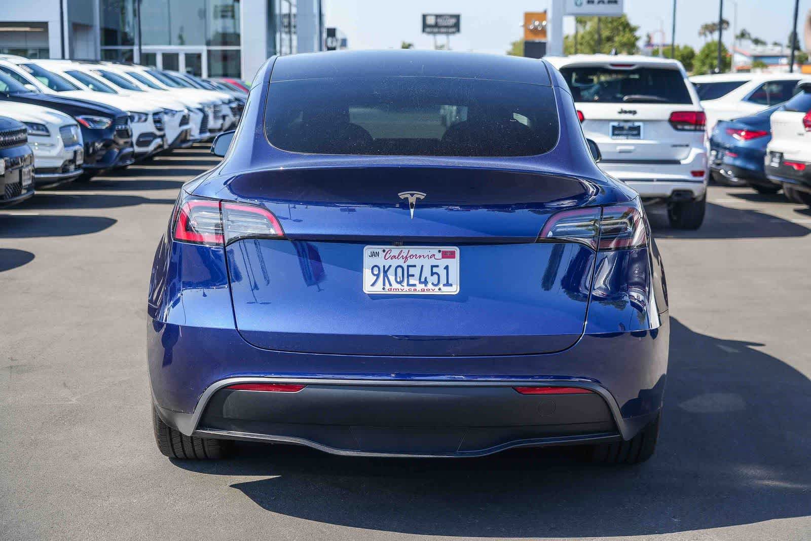 Used 2023 Tesla Model Y 2WD image 7
