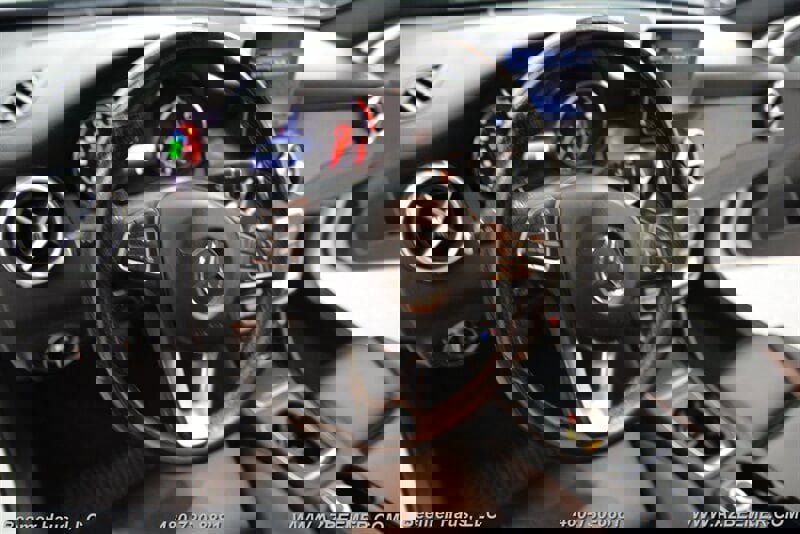 Used 2018 Mercedes-Benz GLA 250 4MATIC w/ Premium Package image 28