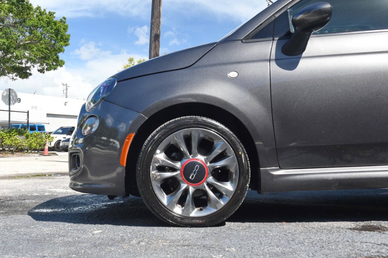Used 2017 FIAT 500 Pop w/ Sport Appearance Package FWD image 7