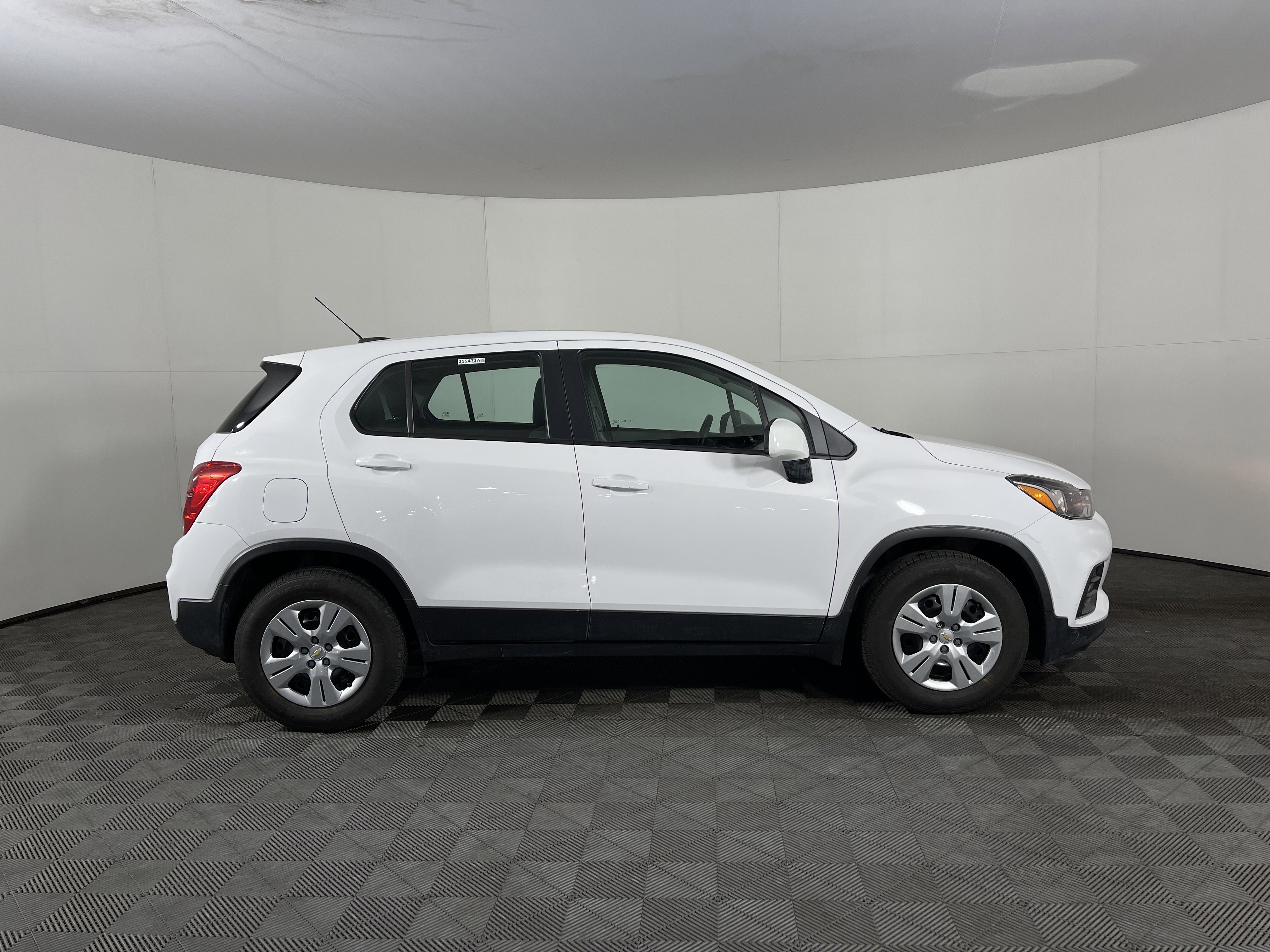 Used 2017 Chevrolet Trax LS image 5