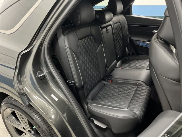 Used 2025 Genesis GV70 3.5T Sport w/ Sport Advanced Package image 34