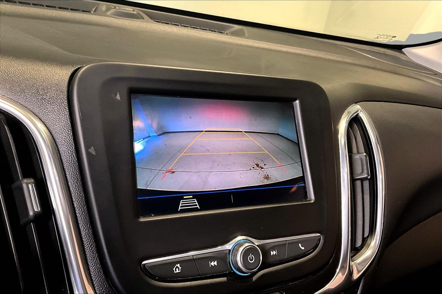 Used 2020 Chevrolet Equinox LT AWD/4WD image 15