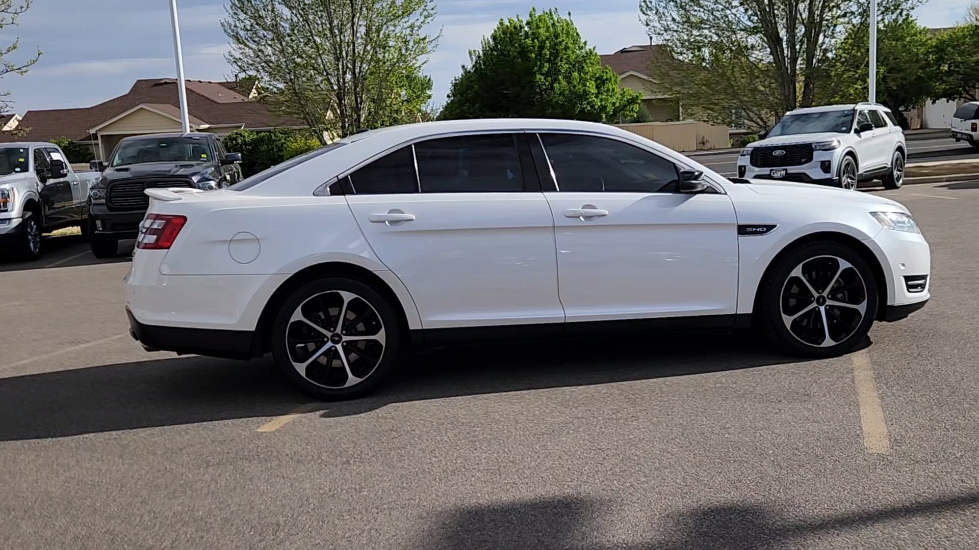 Used 2014 Ford Taurus SHO w/ Equipment Group 401A image 11