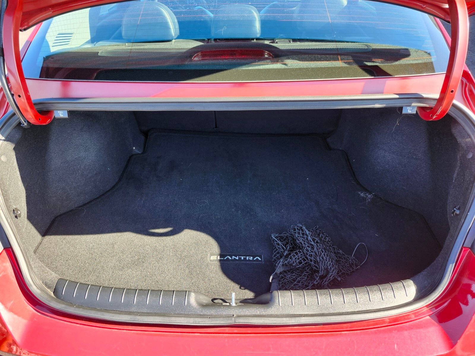 Certified 2023 Hyundai Elantra Limited w/ Cargo Package image 31