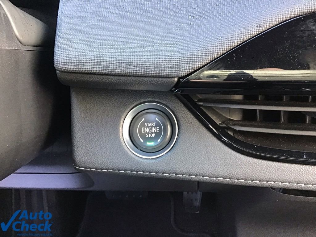 Used 2025 Buick Enclave Sport Touring image 24