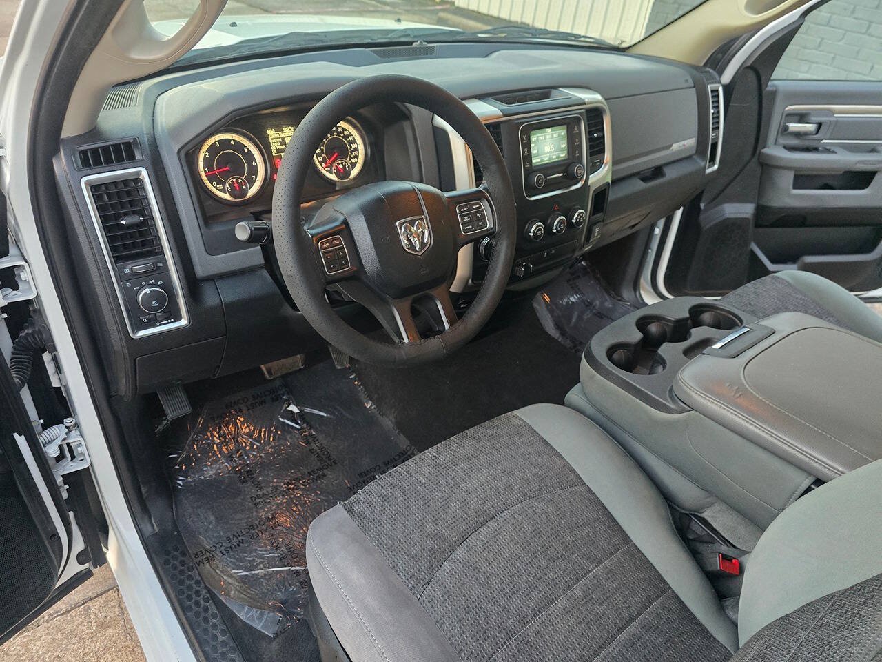 Used 2016 RAM 1500 Lone Star RWD image 15