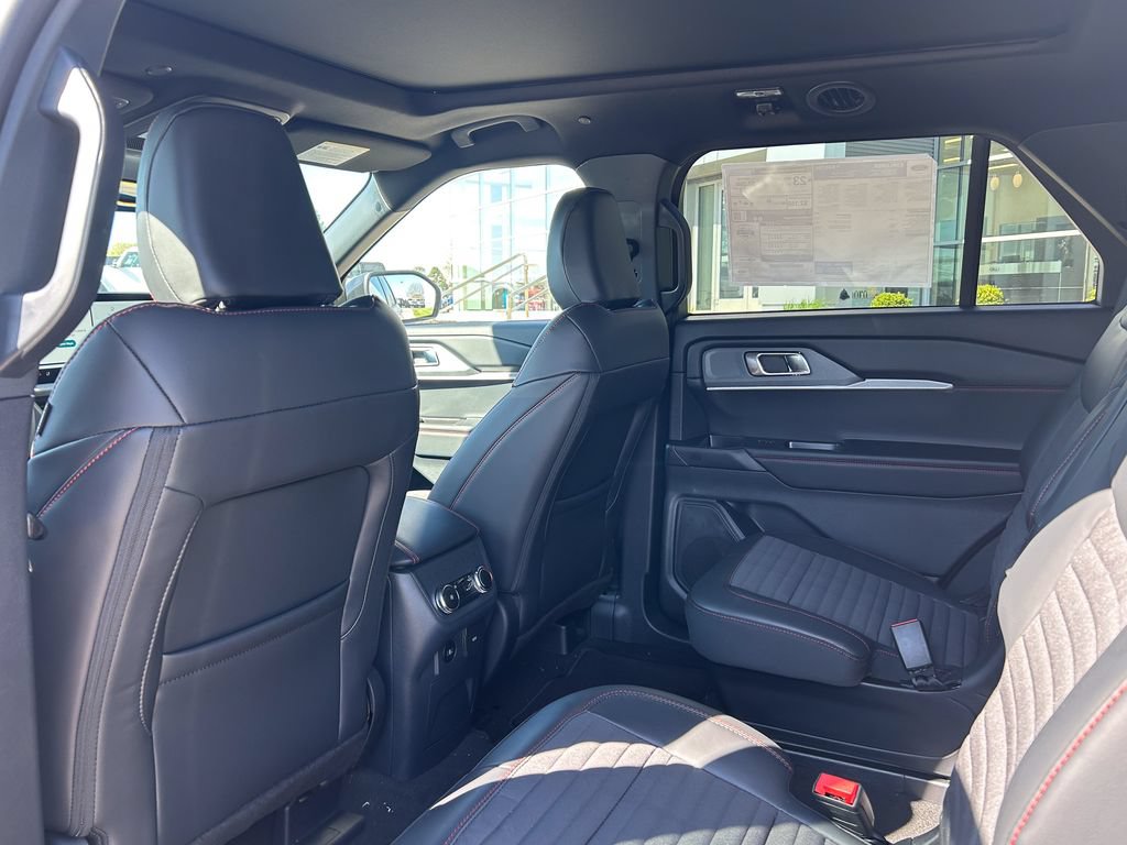 New 2026 Ford Explorer ST-Line AWD/4WD image 14