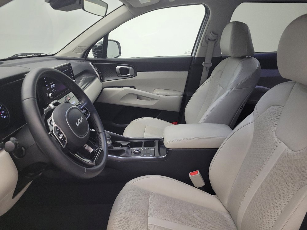 Used 2023 Kia Sorento S w/ Panoramic Sunroof Package FWD image 17