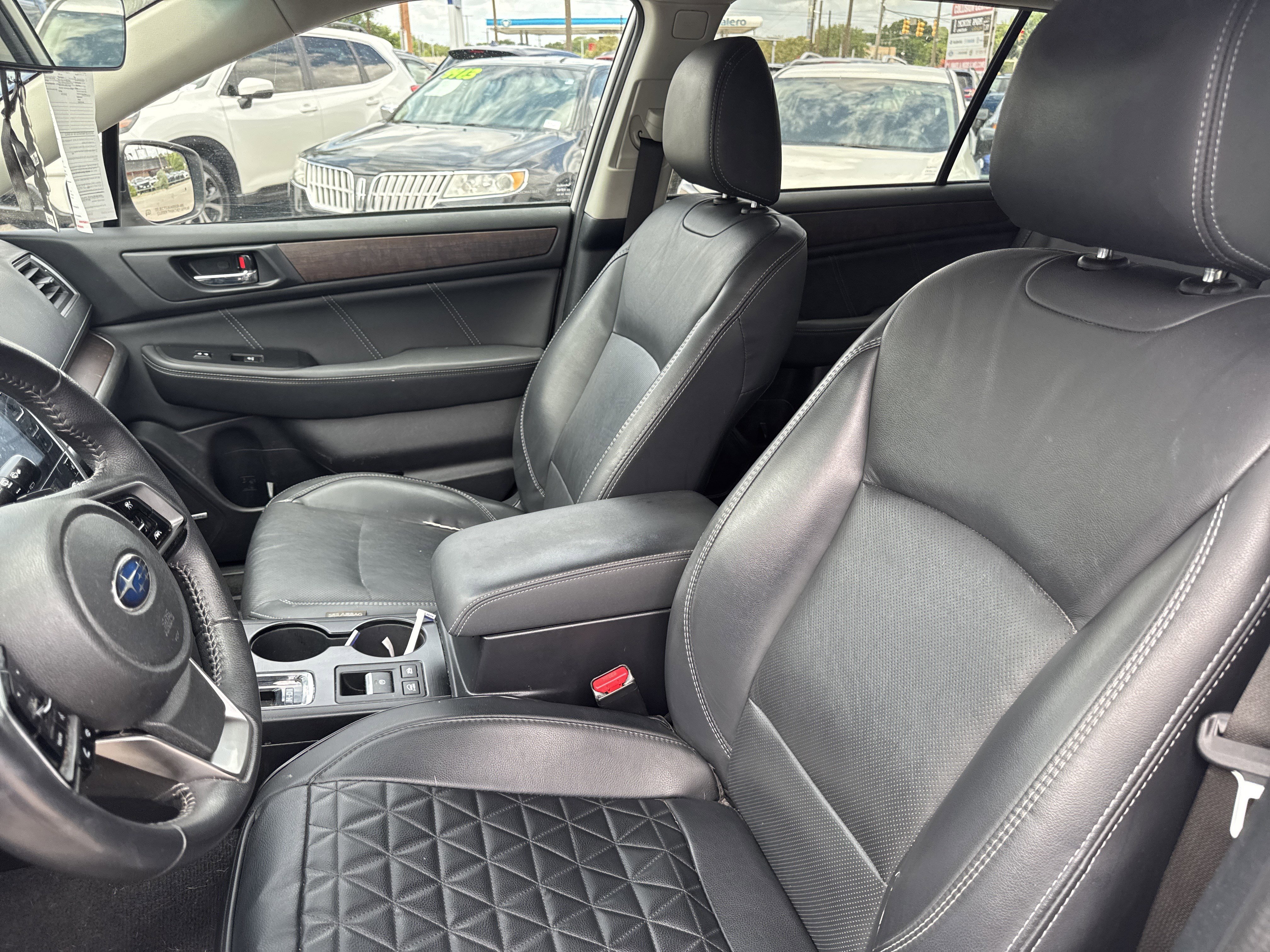 Used 2019 Subaru Outback 2.5i Limited AWD/4WD image 11