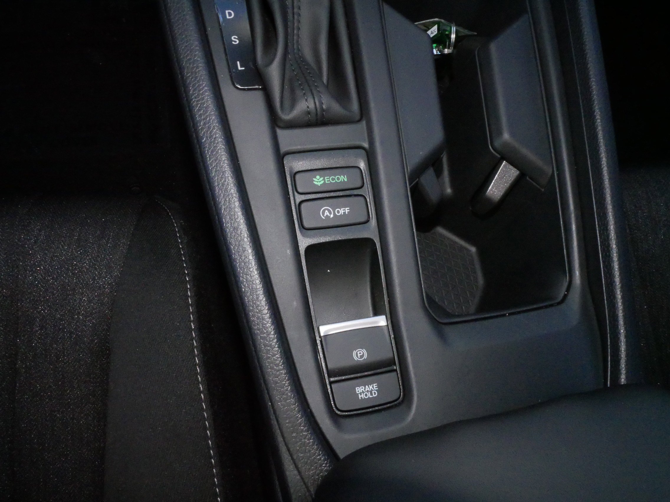 Certified 2025 Honda Accord SE image 25