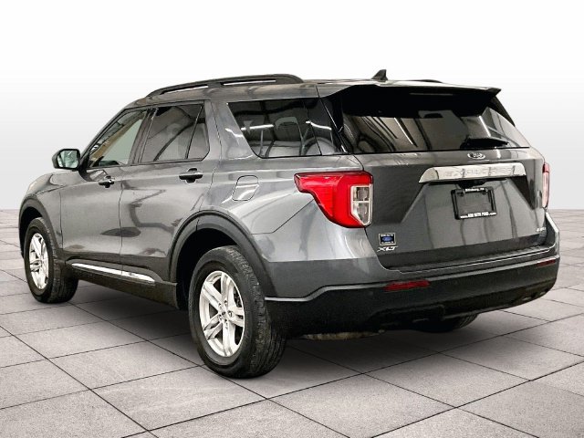 Used 2023 Ford Explorer XLT AWD/4WD image 10