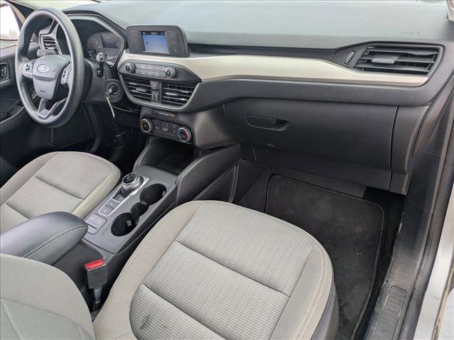 Used 2022 Ford Escape S image 16