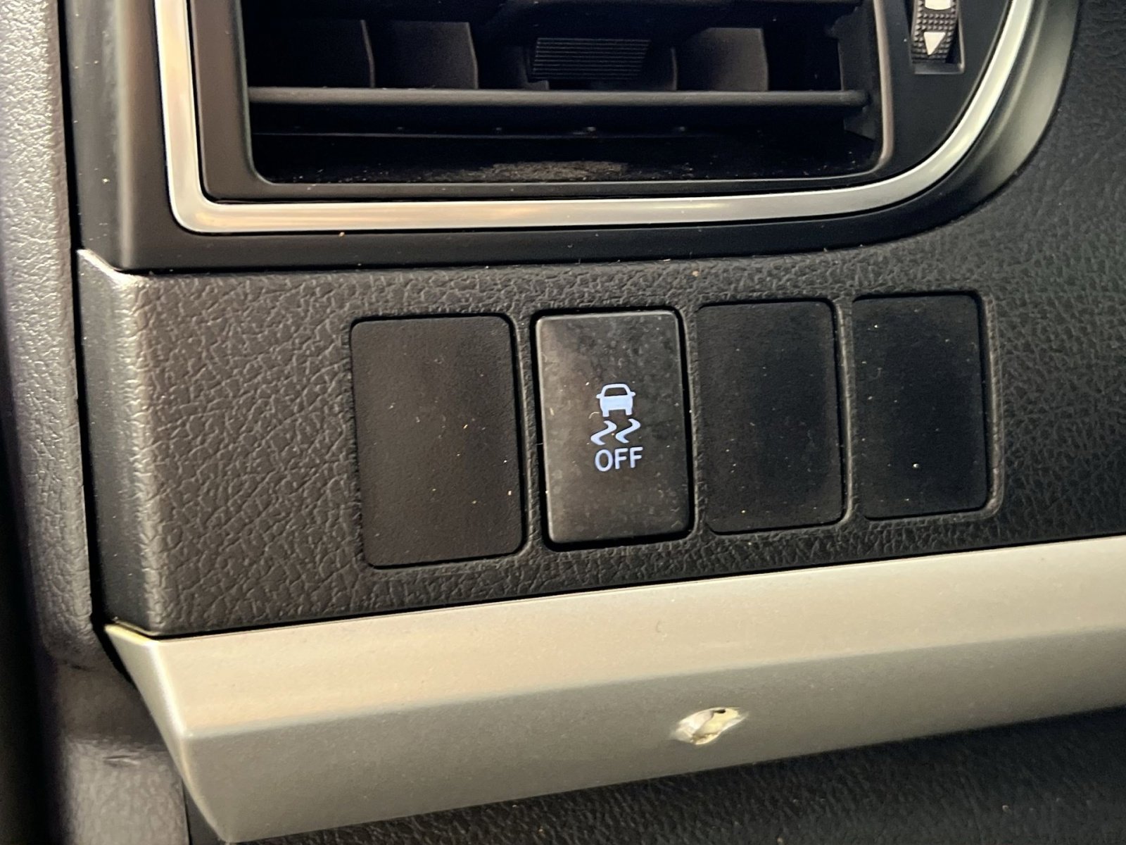 Used 2016 Toyota Camry SE image 31