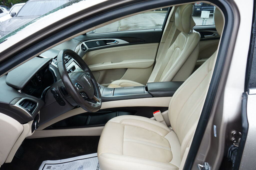 Used 2018 Lincoln MKZ Select w/ Technology Package image 13