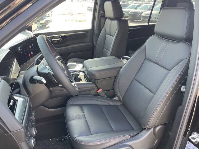 New 2026 Chevrolet Suburban RST w/ RST Capability Package AWD/4WD image 11