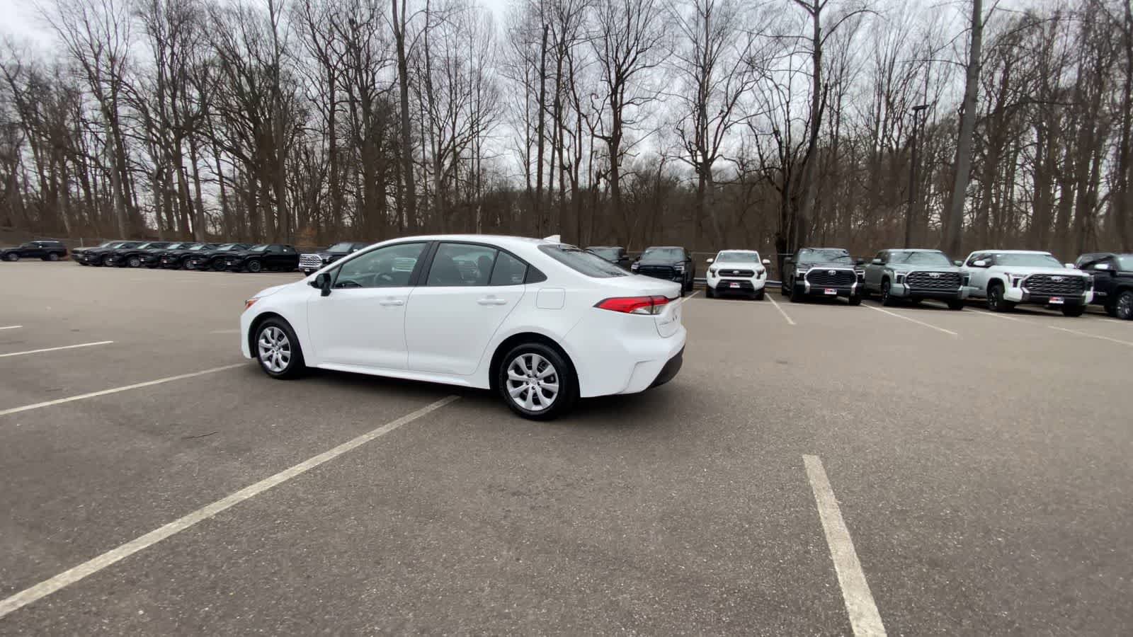 Used 2025 Toyota Corolla LE image 11