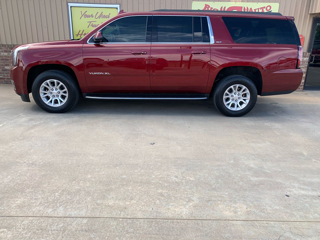 Used 2020 GMC Yukon XL SLT image 5