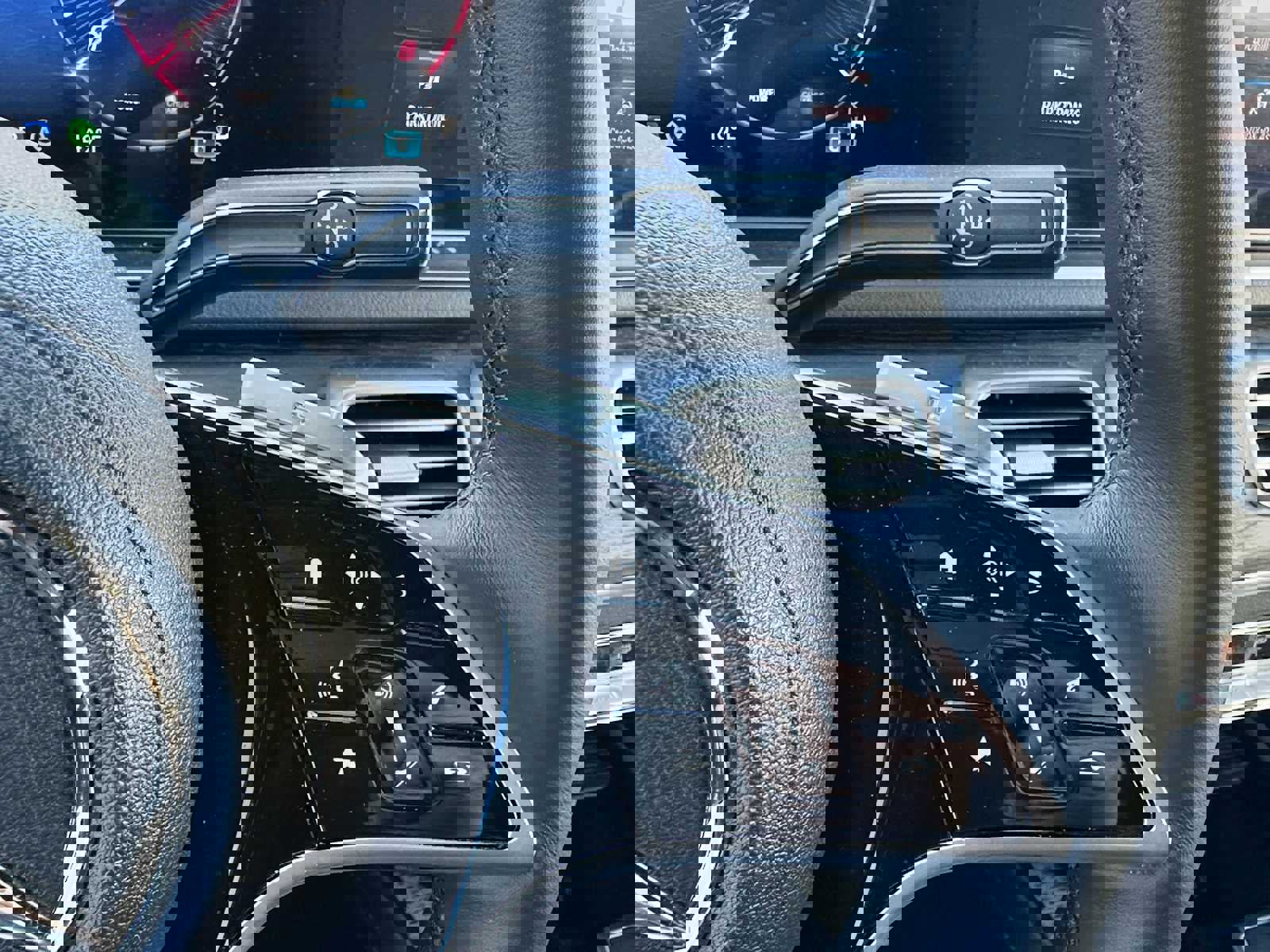 Used 2026 Mercedes-Benz GLE 450 4MATIC Coupe image 37