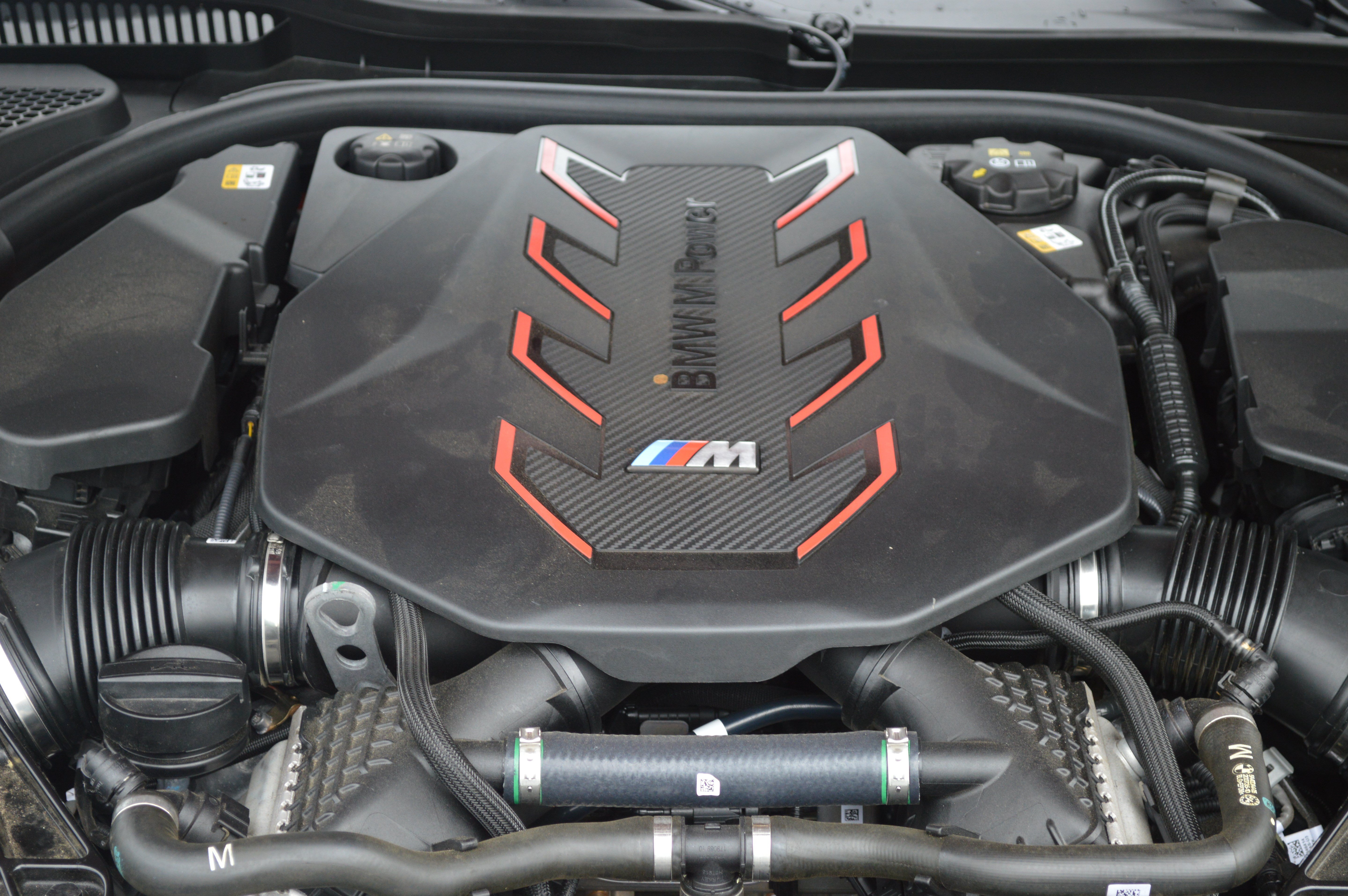 Used 2025 BMW M5 AWD/4WD image 14