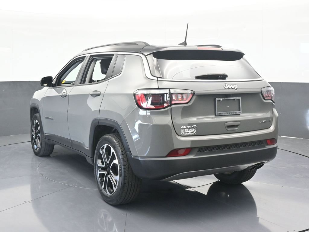 Used 2022 Jeep Compass Limited image 4