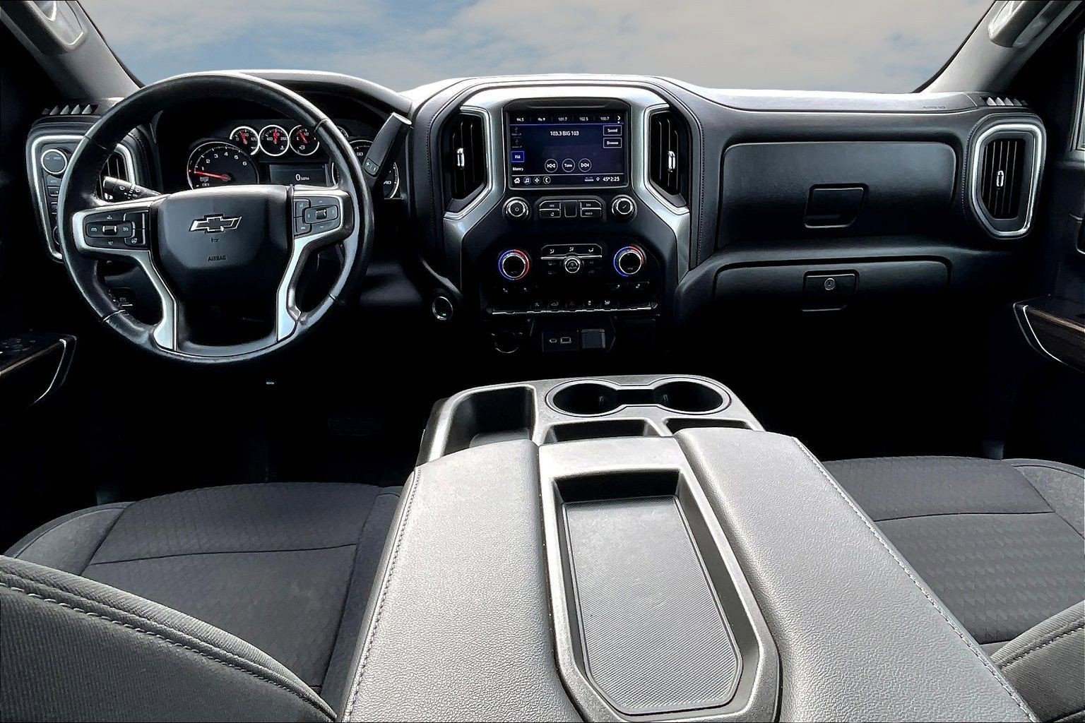 Used 2020 Chevrolet Silverado 1500 RST w/ All-Star Edition AWD/4WD image 8