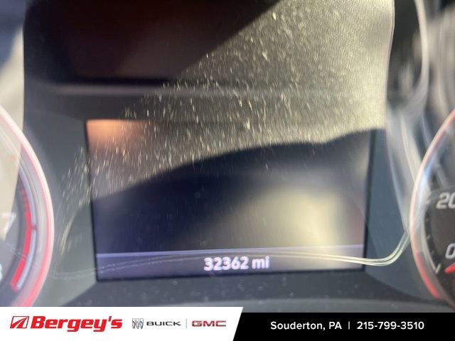 Certified 2023 Chevrolet TrailBlazer RS w/ Sun and Liftgate Package AWD/4WD image 8