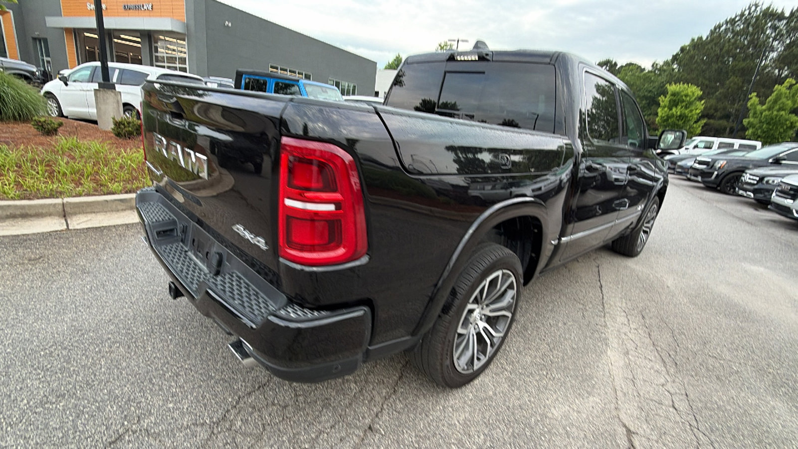 Used 2025 RAM 1500 Tungsten w/ Bed Utility Group AWD/4WD image 8