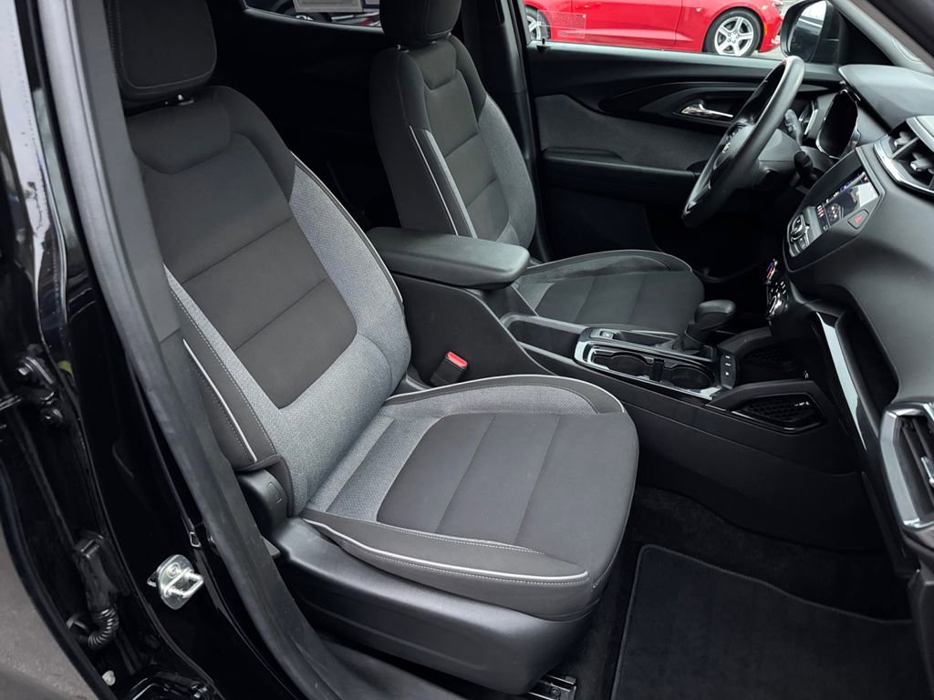 Used 2023 Chevrolet TrailBlazer LT image 18