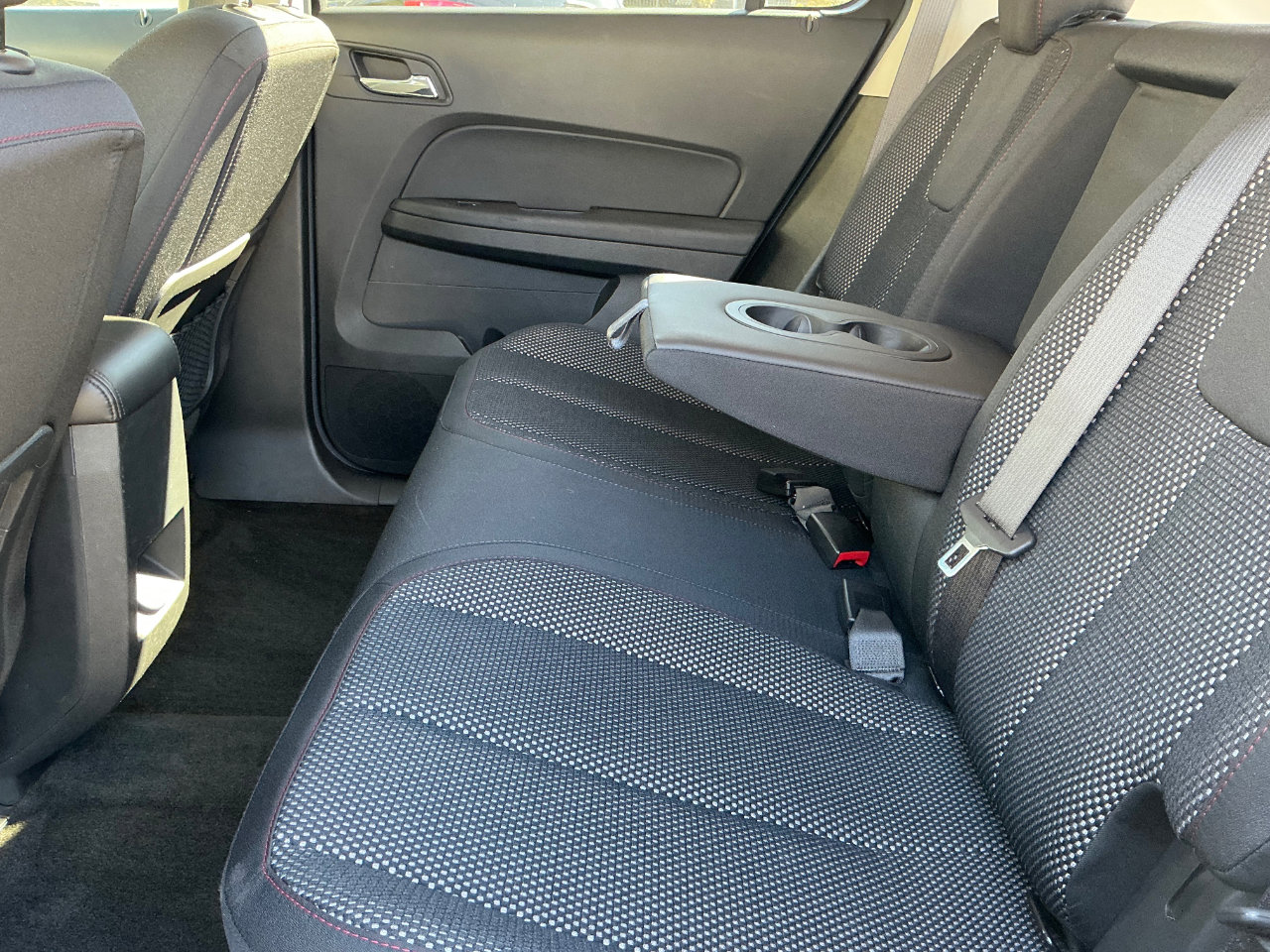 Used 2017 Chevrolet Equinox LT image 13