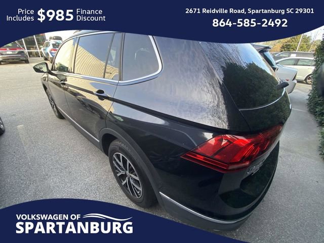Used 2021 Volkswagen Tiguan SE w/ Panoramic Sunroof Package image 4