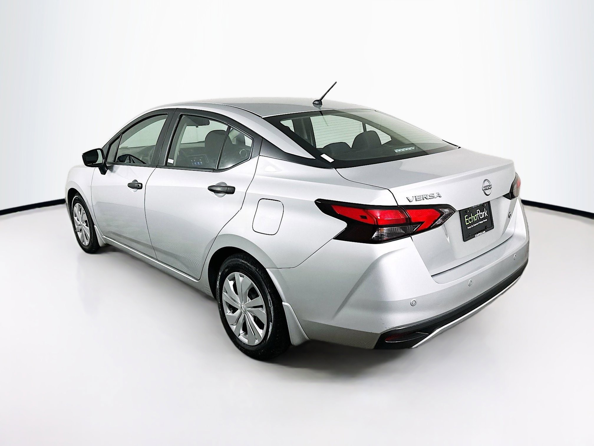 Used 2024 Nissan Versa S w/ Trunk Package image 5