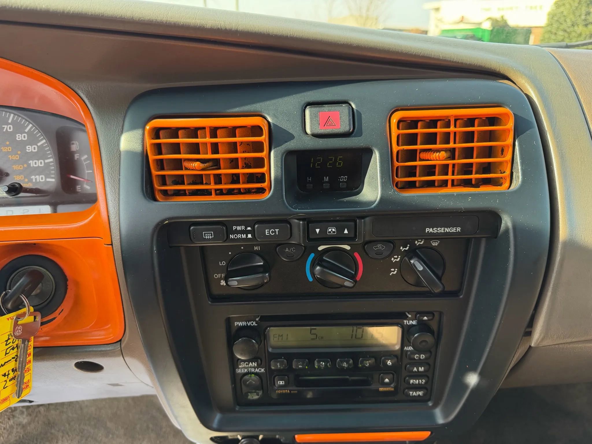 Used 2002 Toyota 4Runner SR5 image 22