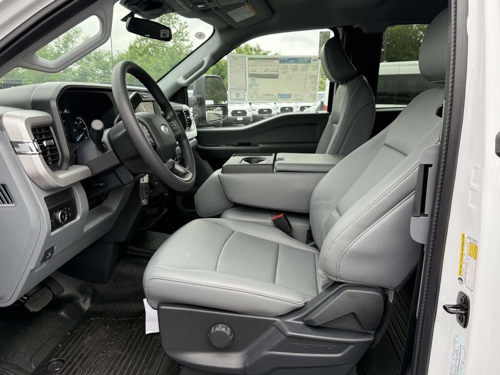 New 2026 Ford F350 XL w/ FX4 Off-Road Package AWD/4WD image 9