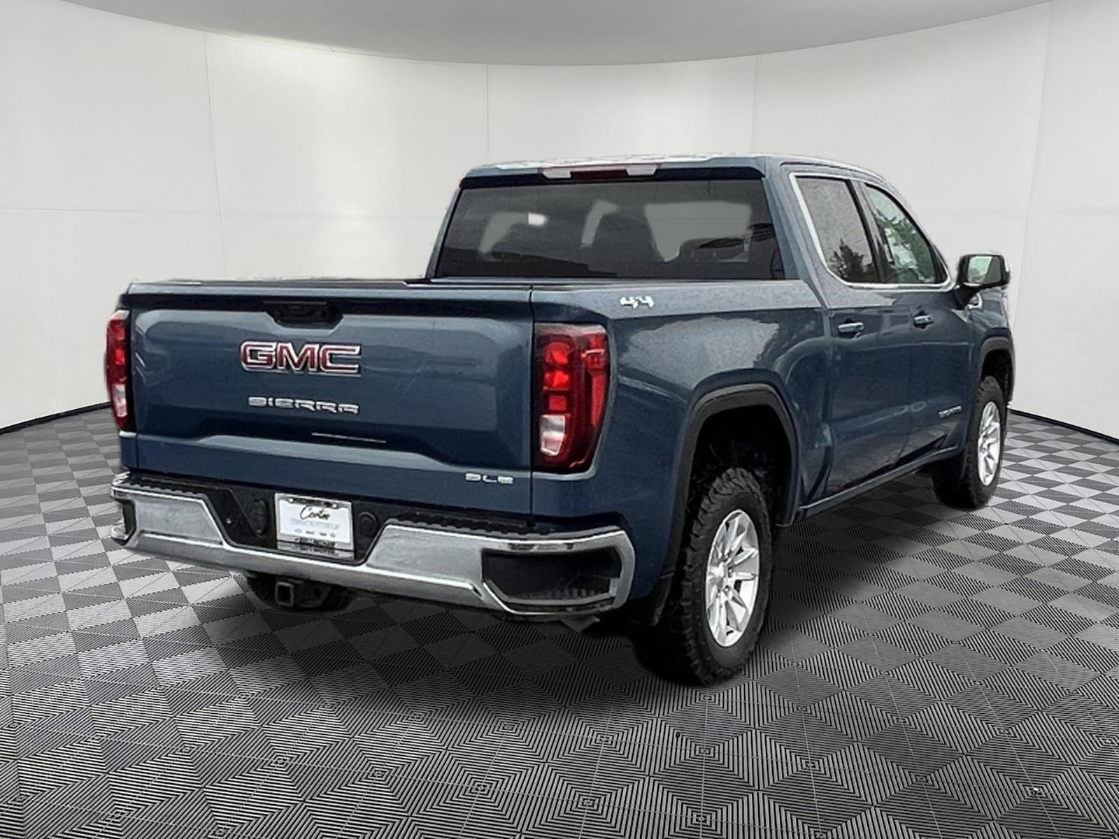 Used 2024 GMC Sierra 1500 SLE AWD/4WD image 6