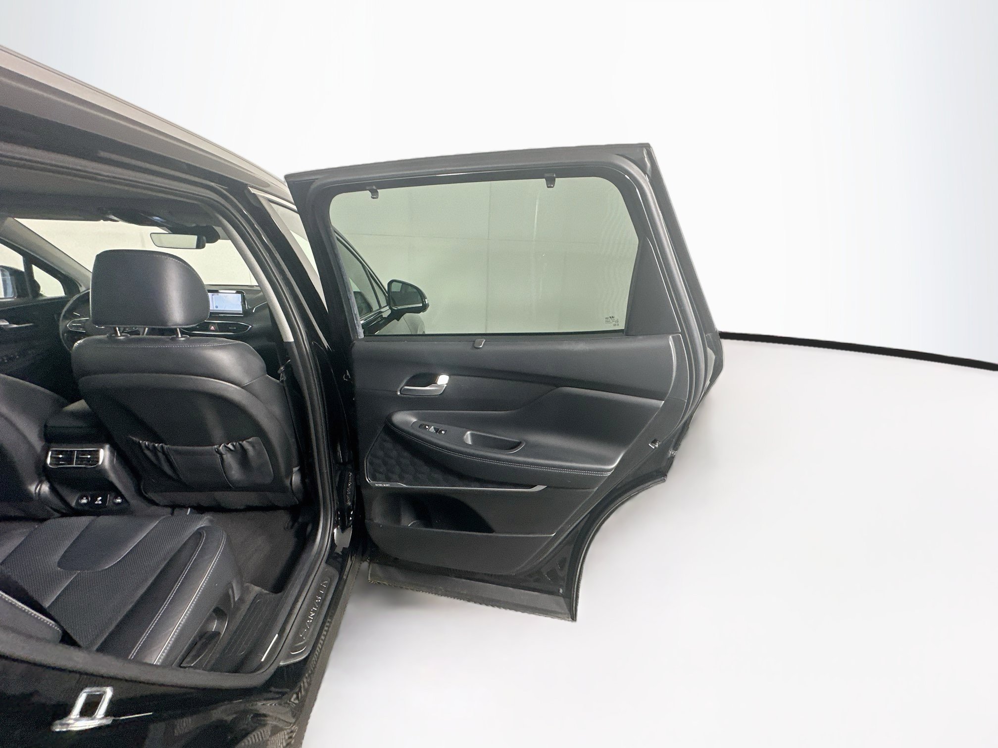Used 2021 Hyundai Santa Fe Limited AWD/4WD image 31