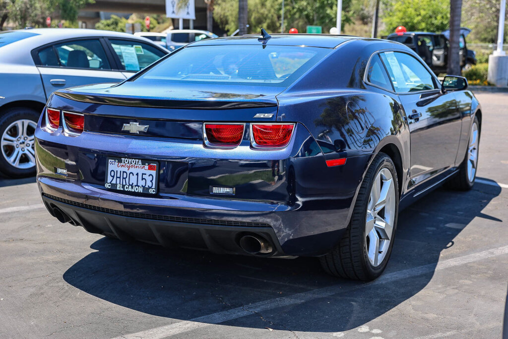 Used 2012 Chevrolet Camaro SS RWD image 27