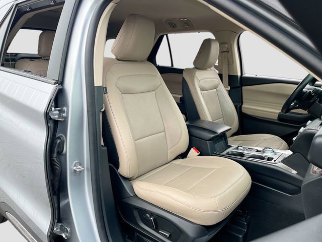 Used 2020 Ford Explorer Limited image 29