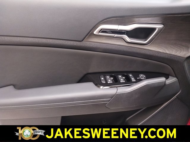 Used 2025 Kia Sportage X-Line w/ Premium Package image 28