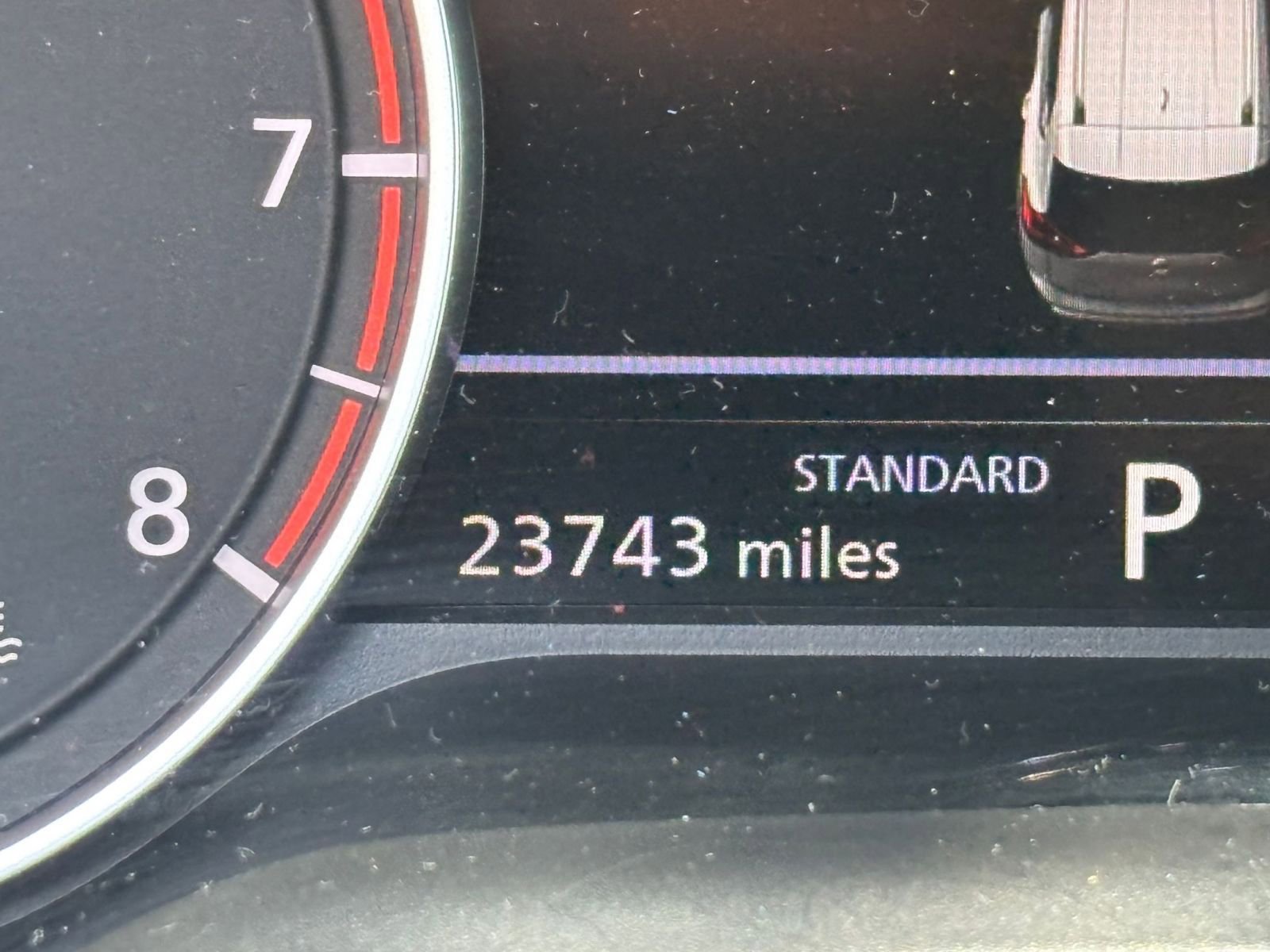 Used 2025 Nissan Rogue SV FWD image 11