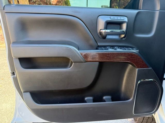 Used 2018 GMC Sierra 2500 SLT w/ Suspension Package, Off-Road image 12