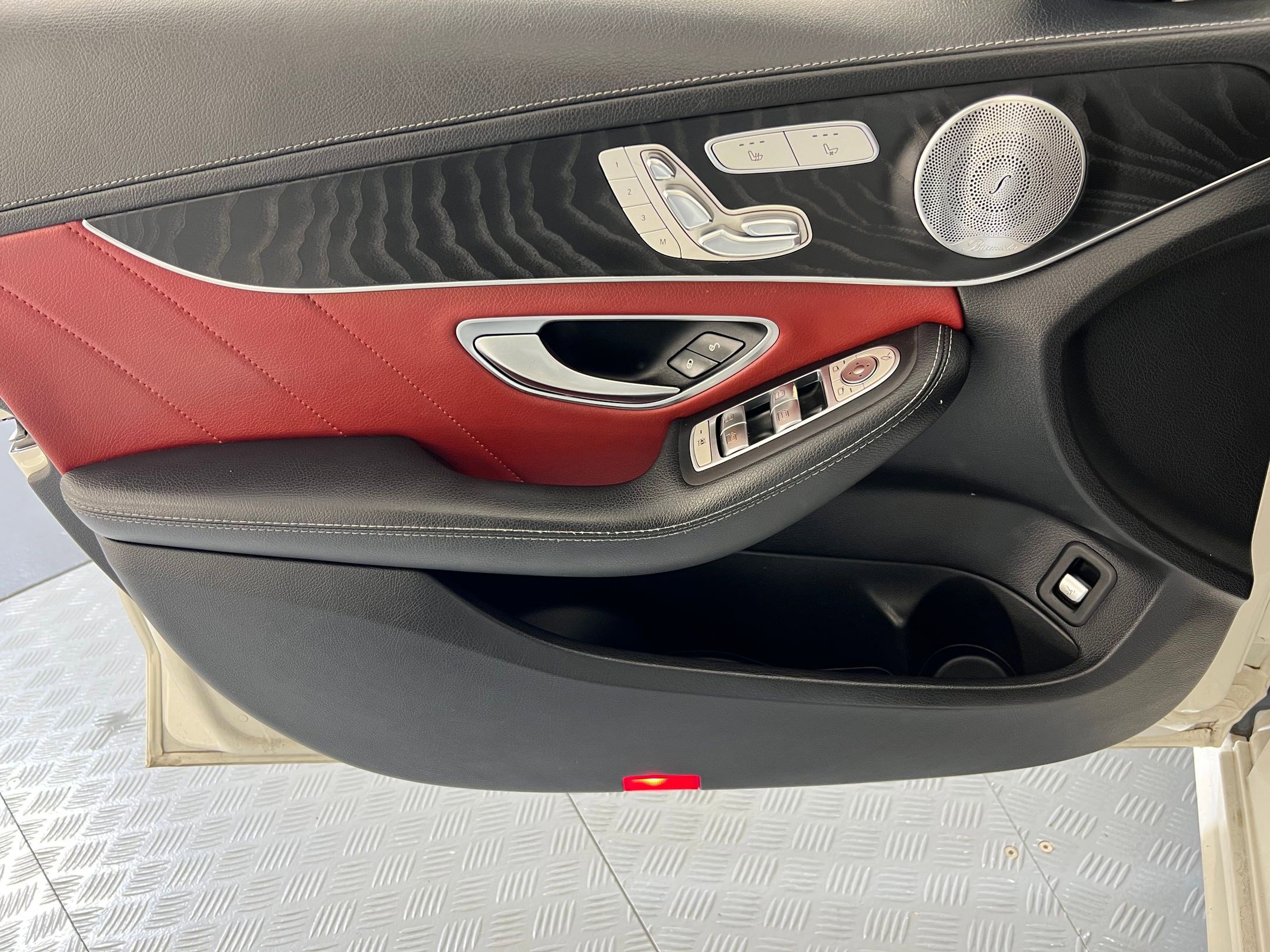 Used 2016 Mercedes-Benz C 300 Sedan image 13