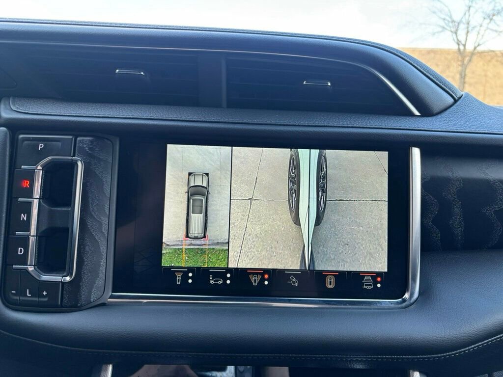 Used 2024 GMC Yukon XL Denali w/ Advanced Technology Package image 34