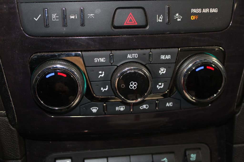 Used 2017 Buick Enclave Premium w/ Experience Buick Package image 34