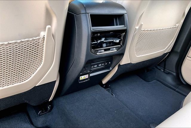 New 2026 Jeep Grand Cherokee Limited AWD/4WD image 22