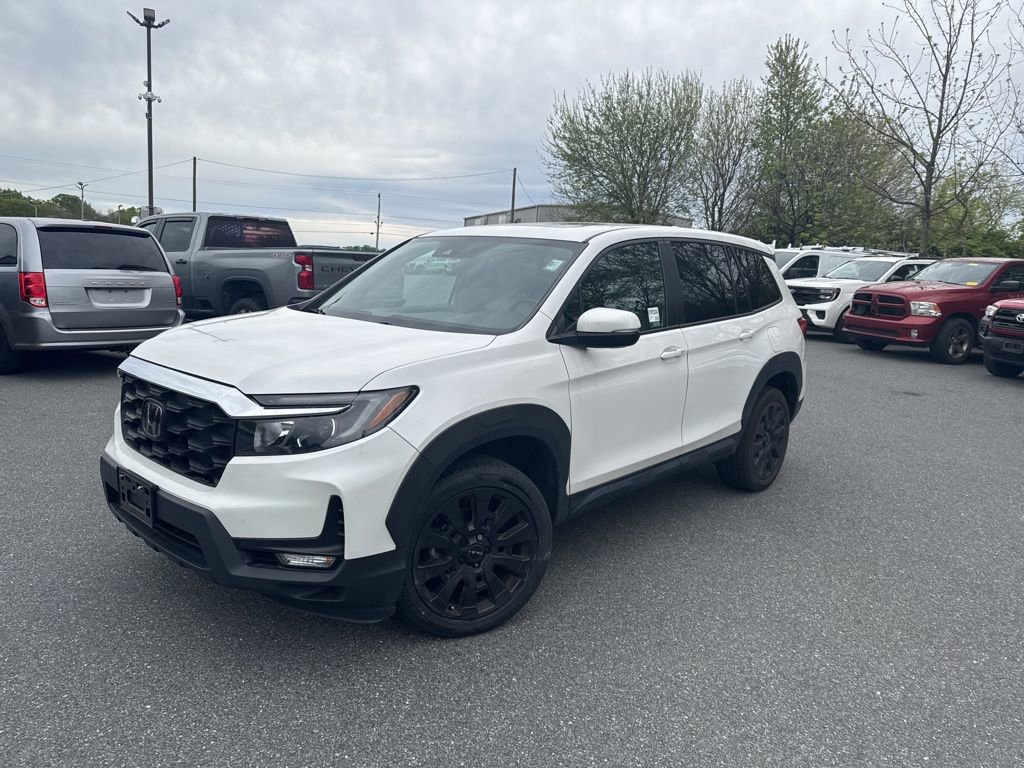 Used 2023 Honda Passport EX-L image 2