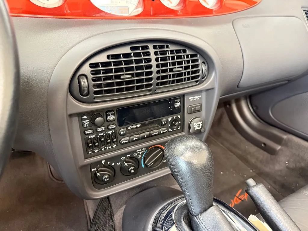 Used 2001 Plymouth Prowler RWD image 21
