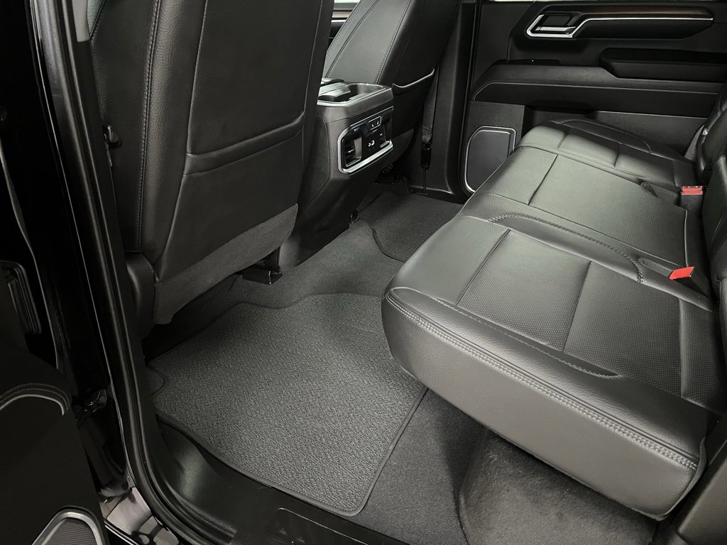 Used 2024 GMC Sierra 3500 Denali w/ Denali Reserve Package image 52