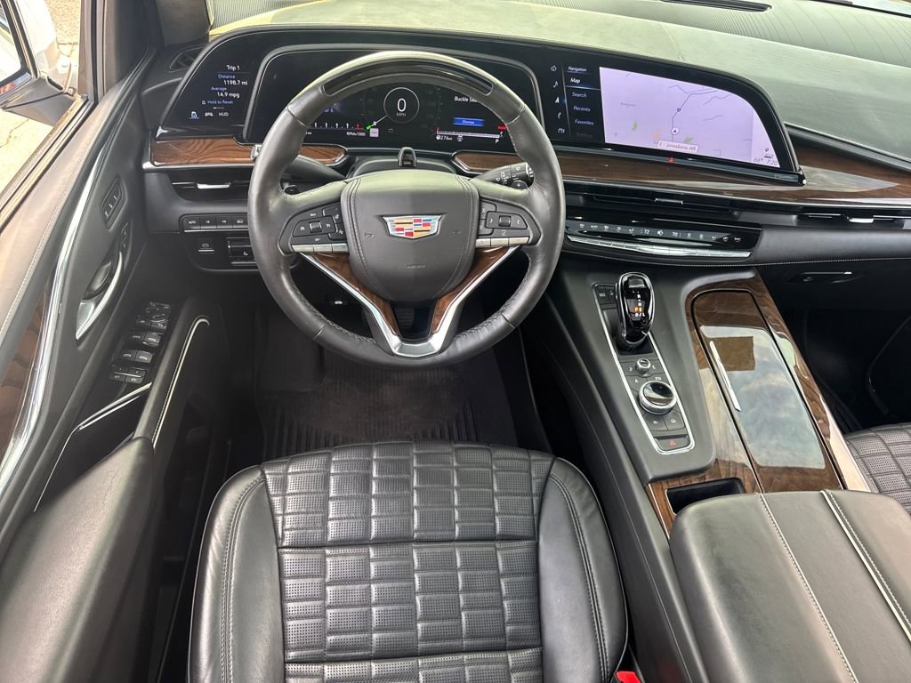 Certified 2023 Cadillac Escalade Sport Platinum w/ LPO, ONYX Package image 17