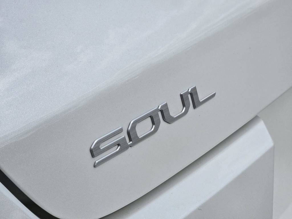 Certified 2025 Kia Soul S FWD image 16